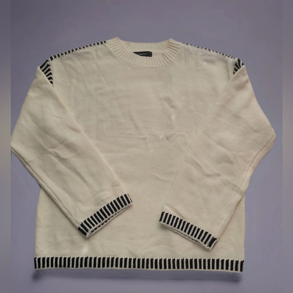 Dokotoo Crewneck Pullover Knit Sweater size M Pre Owned